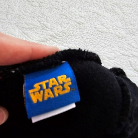 Star Wars Darth Vader Kids Childs Beanie Red Black White Knit Stretch Disney - Picture 7 of 12